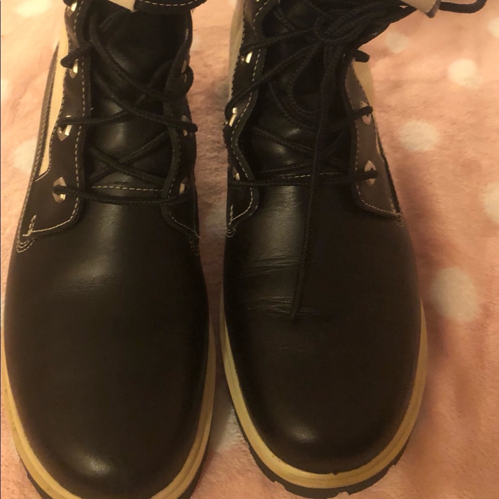 Authentic Vintage Jayne Timberland Boots - Picture 1 of 6
